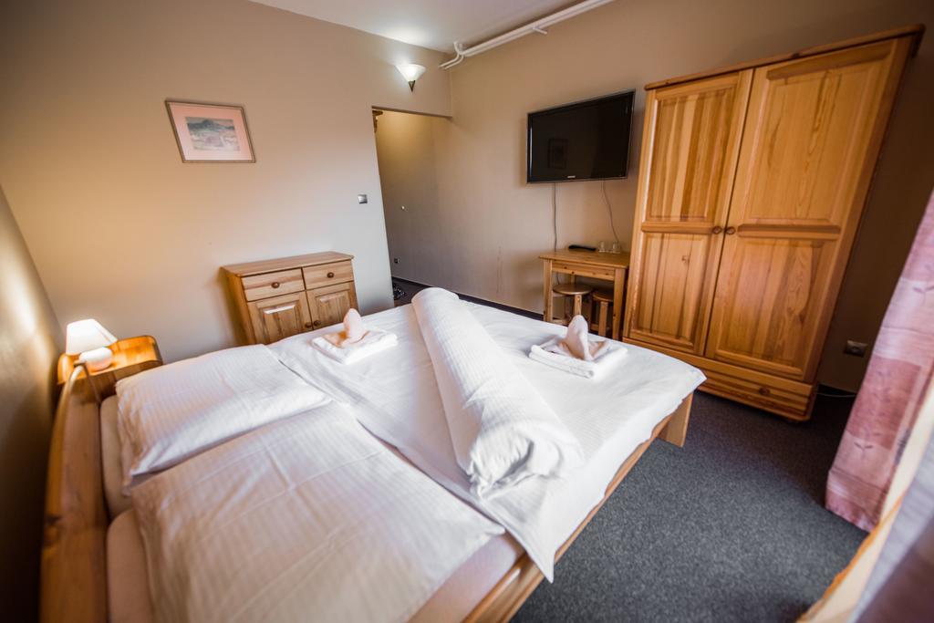 Hotel Plejsy Krompachy Zewnętrze zdjęcie